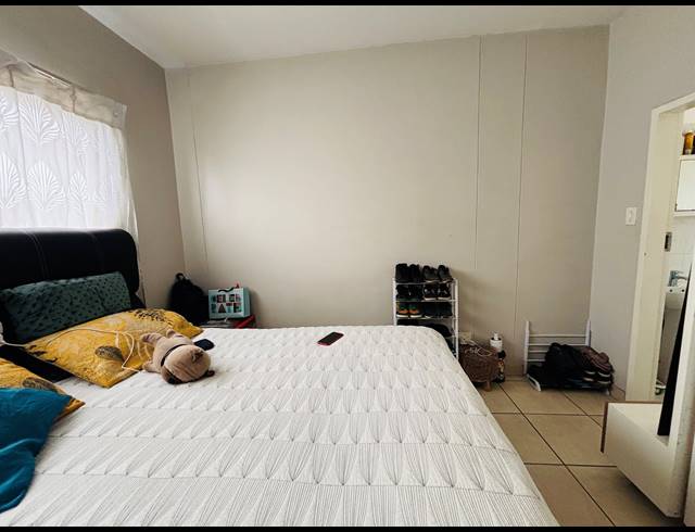 2 BEDROOM APARTMENT FOR SALE IN WATERKLOOF GLEN